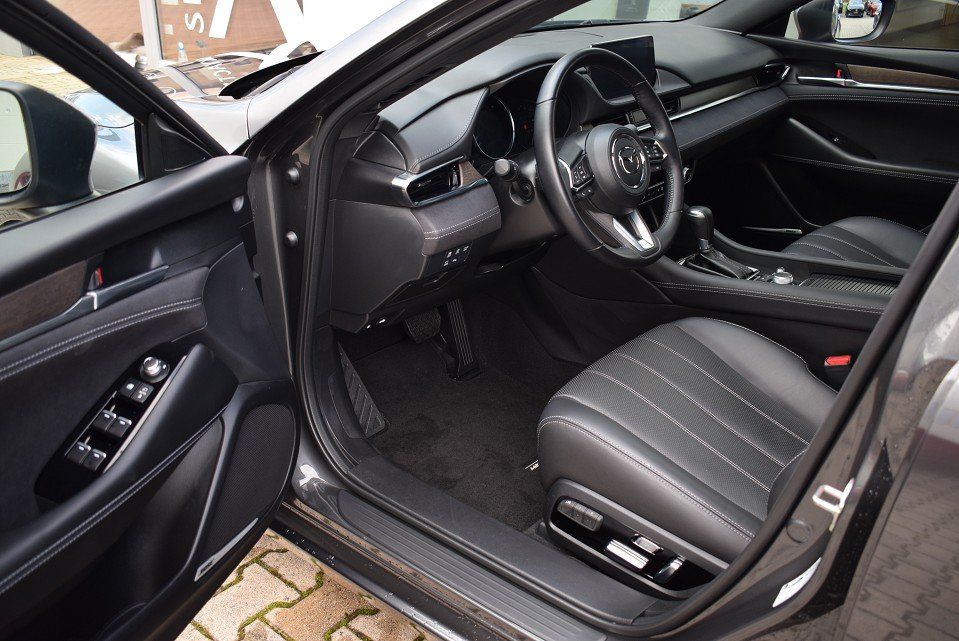 Mazda 6 2.5 194PS 6AG Takumi Schiebedach Leder Bose Ma