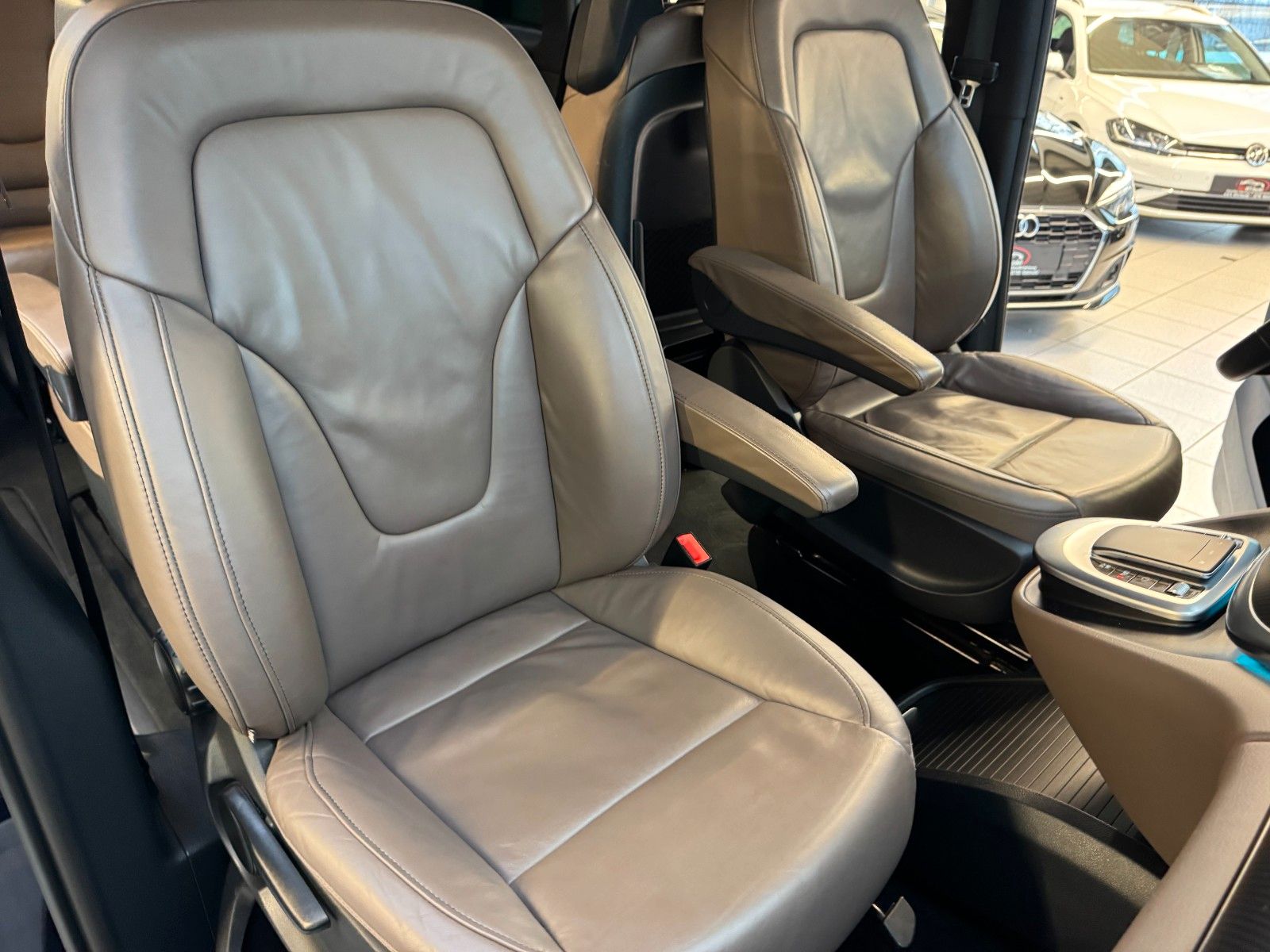 Mercedes-Benz V 300 d AVANTGARDE EDITION Lang