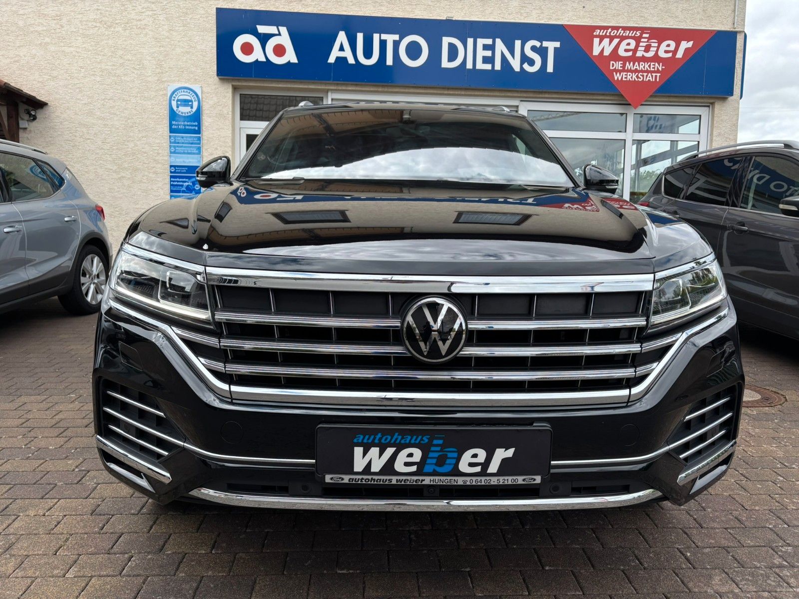 Volkswagen Touareg Elegance 4M - Samsaru's Car Outlet