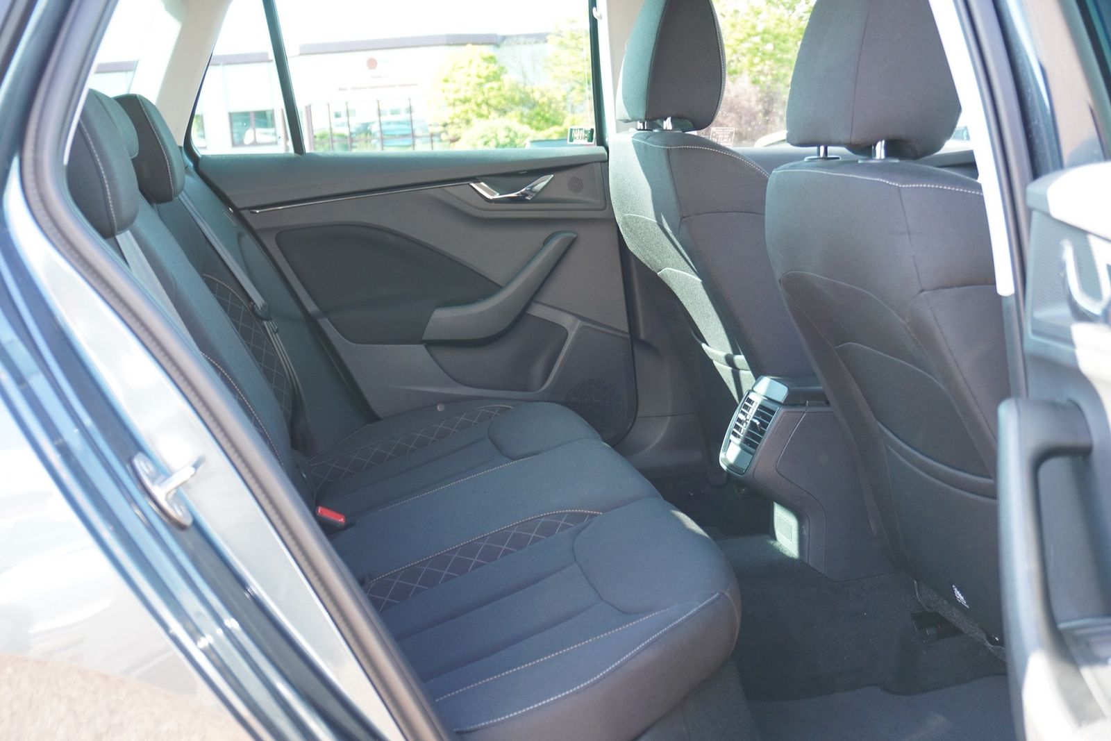 Skoda Kamiq 1.0 TSI Drive - Samsaru's Car Outlet