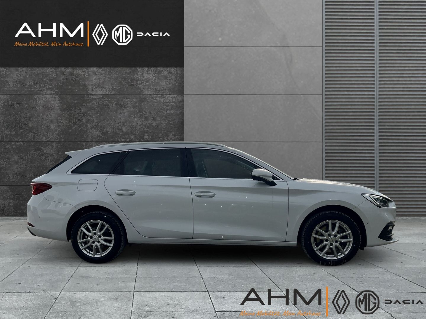 Seat Leon Sportstourer Xcellence 2.0 TDI  Schiebed. L