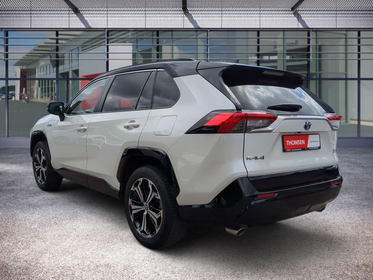 Toyota RAV4 2.5 - Samsaru's Car Outlet
