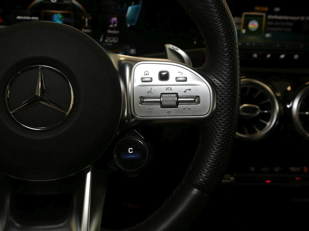 Mercedes-Benz CLA 35 AMG 4M - Samsaru's Car Outlet