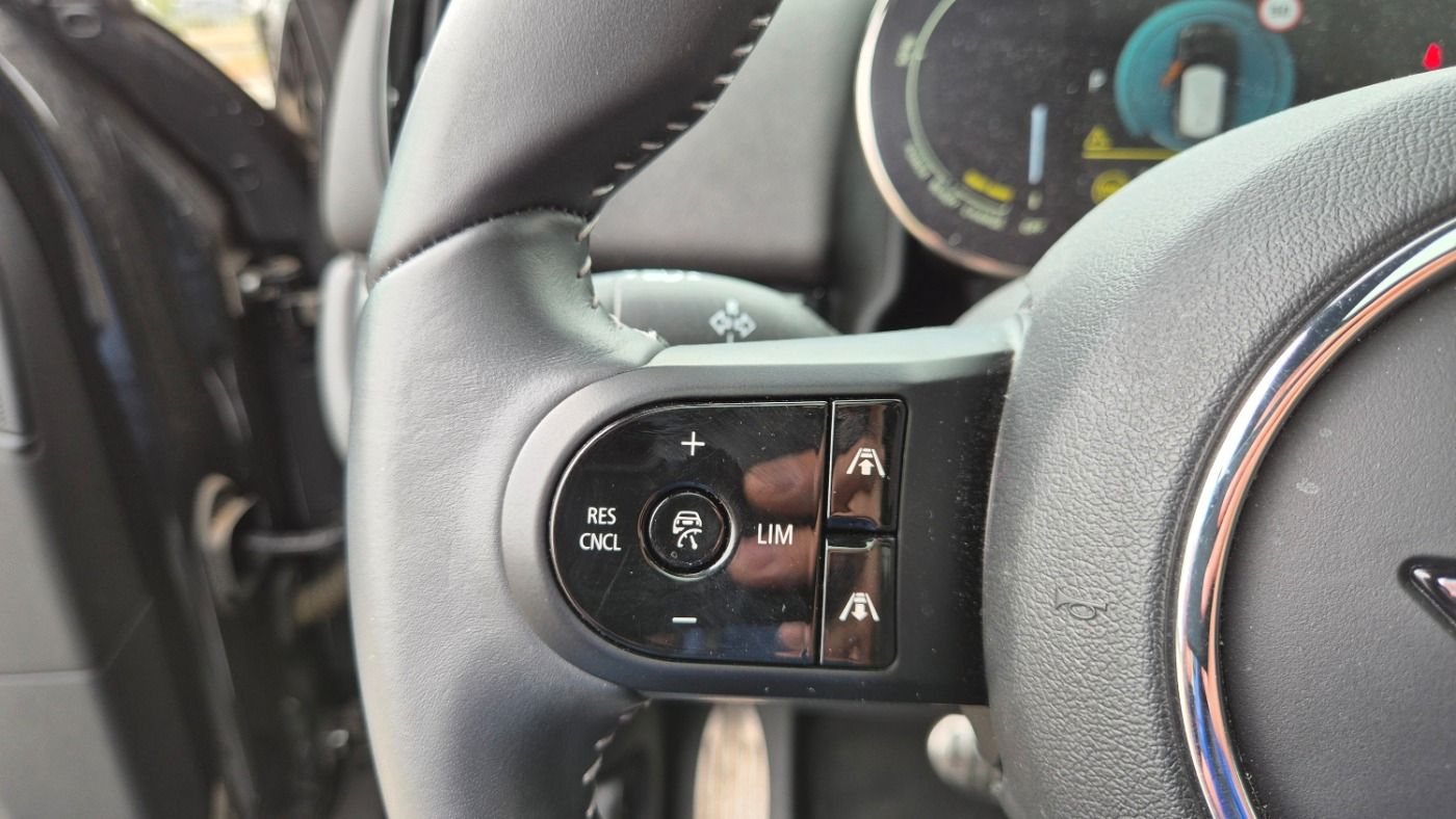 MINI Cooper SE ALL4 Countryman - Samsaru's Car Outlet