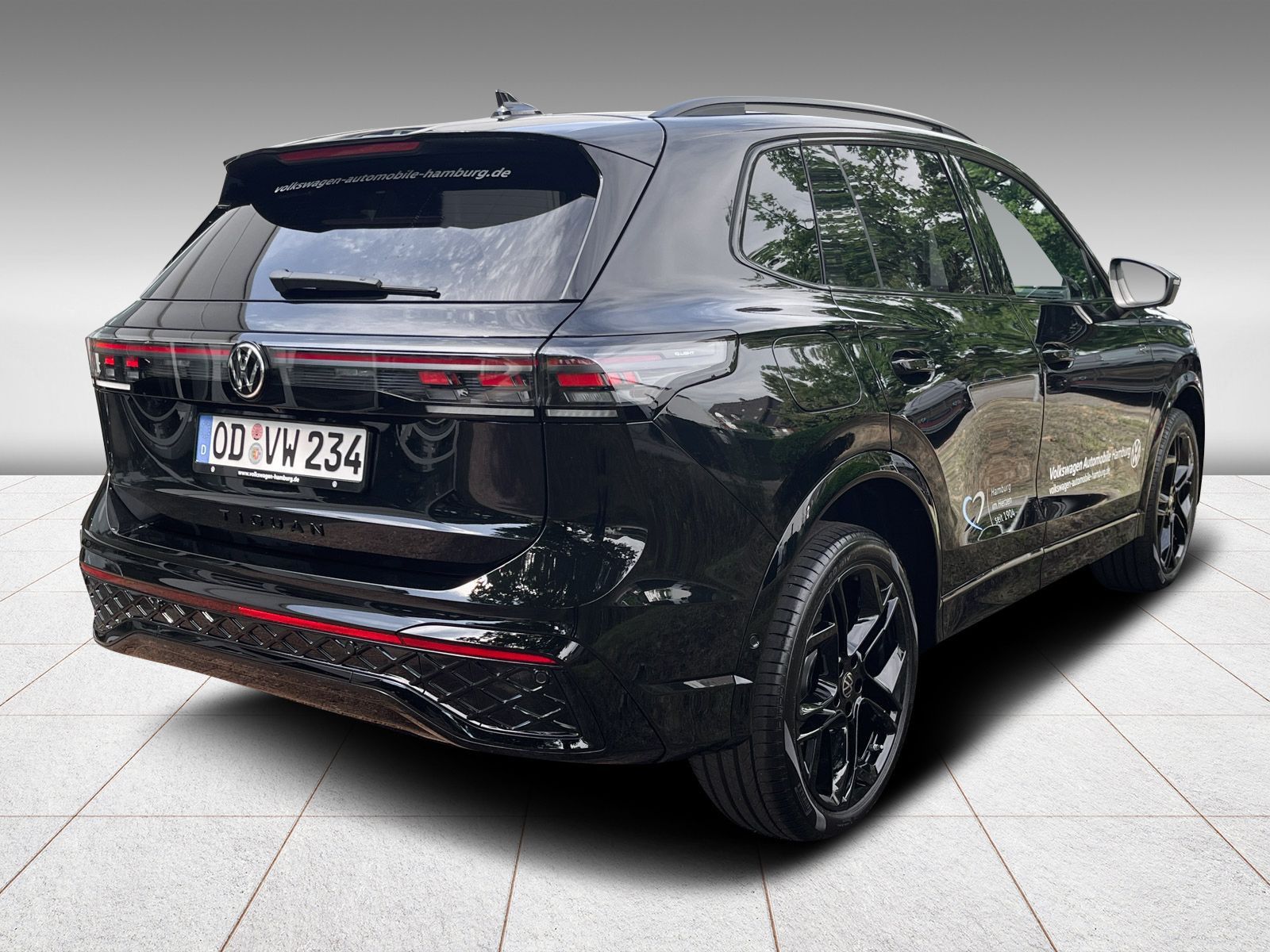 Volkswagen Tiguan 2.0 TSI R-Line 4Mo. DSG Matrix AHK Stdhzg