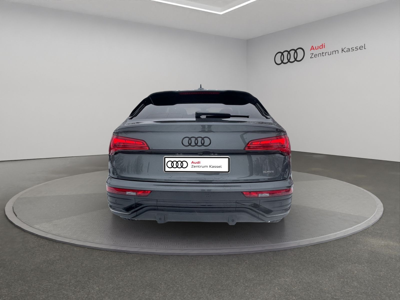 Audi Q5 SB 40 TDI qu. S line Matrix B&O Pano Kamera