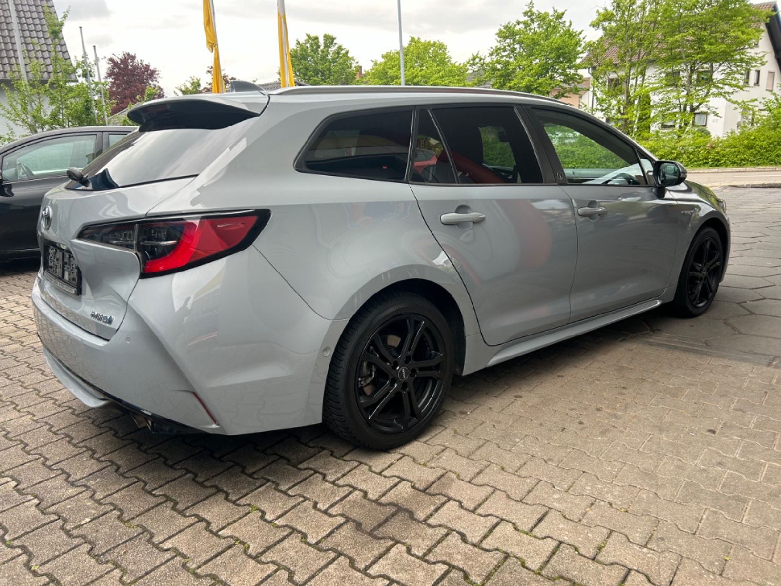 Toyota Corolla Touring Sports Hybrid Team D - Samsaru's Car Outlet