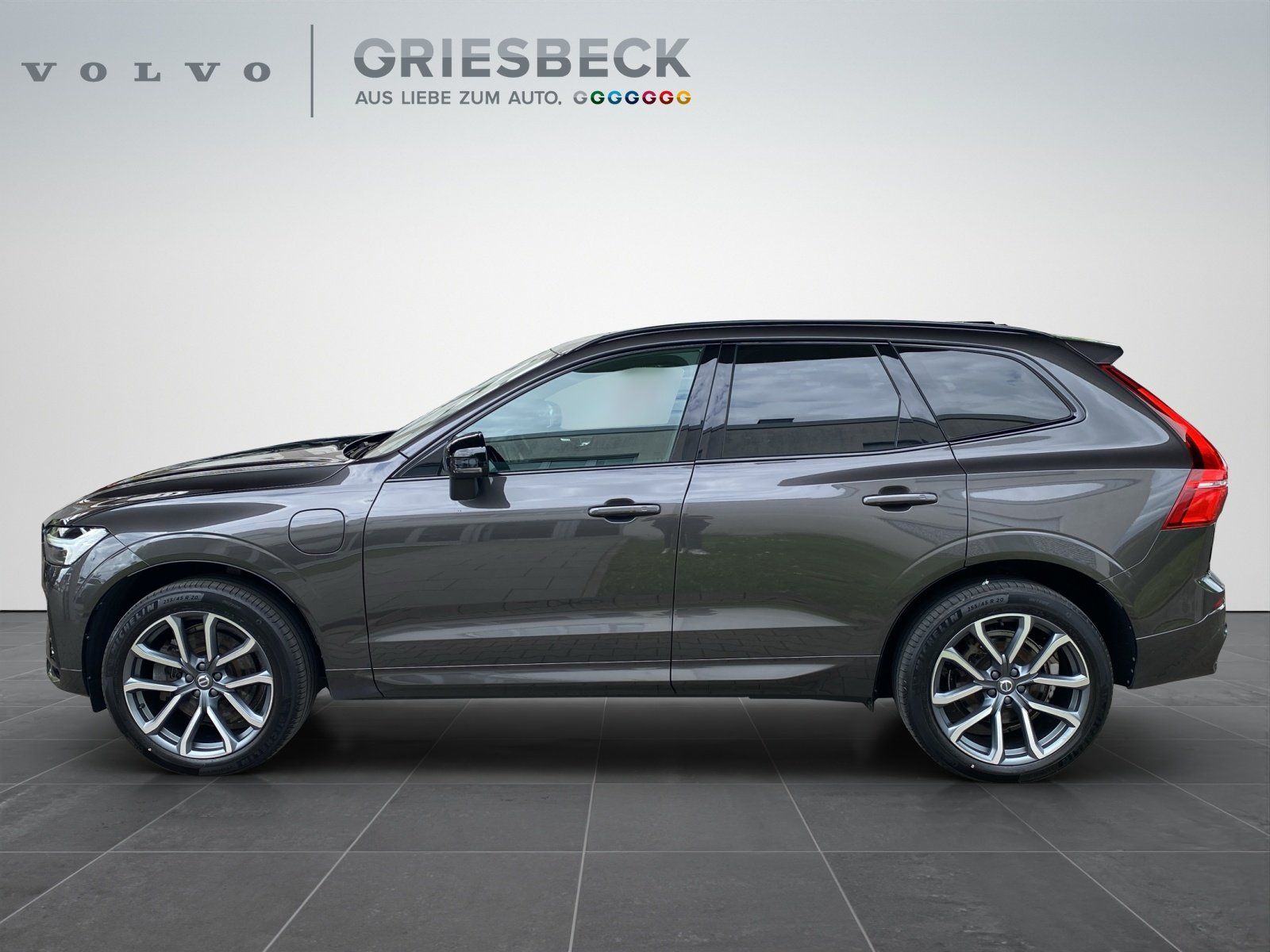 Volvo XC60 T8 Ultimate Dark Recharge AWD*AHK*Pano*WiPa