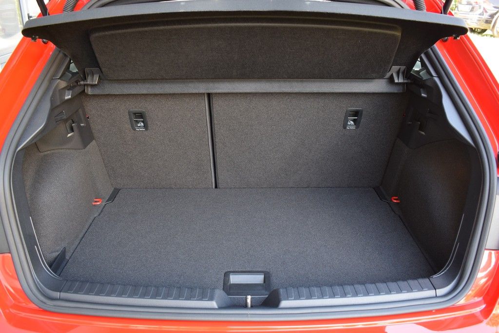 Audi A1 Sportback 30 TFSI S-line - Samsaru's Car Outlet