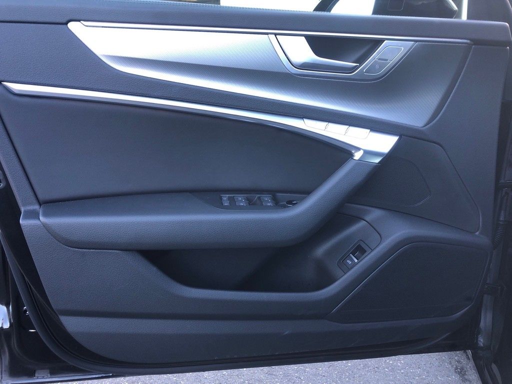 Audi A6 Avant 45 TFSI quattro S tronic - Samsaru's Car Outlet