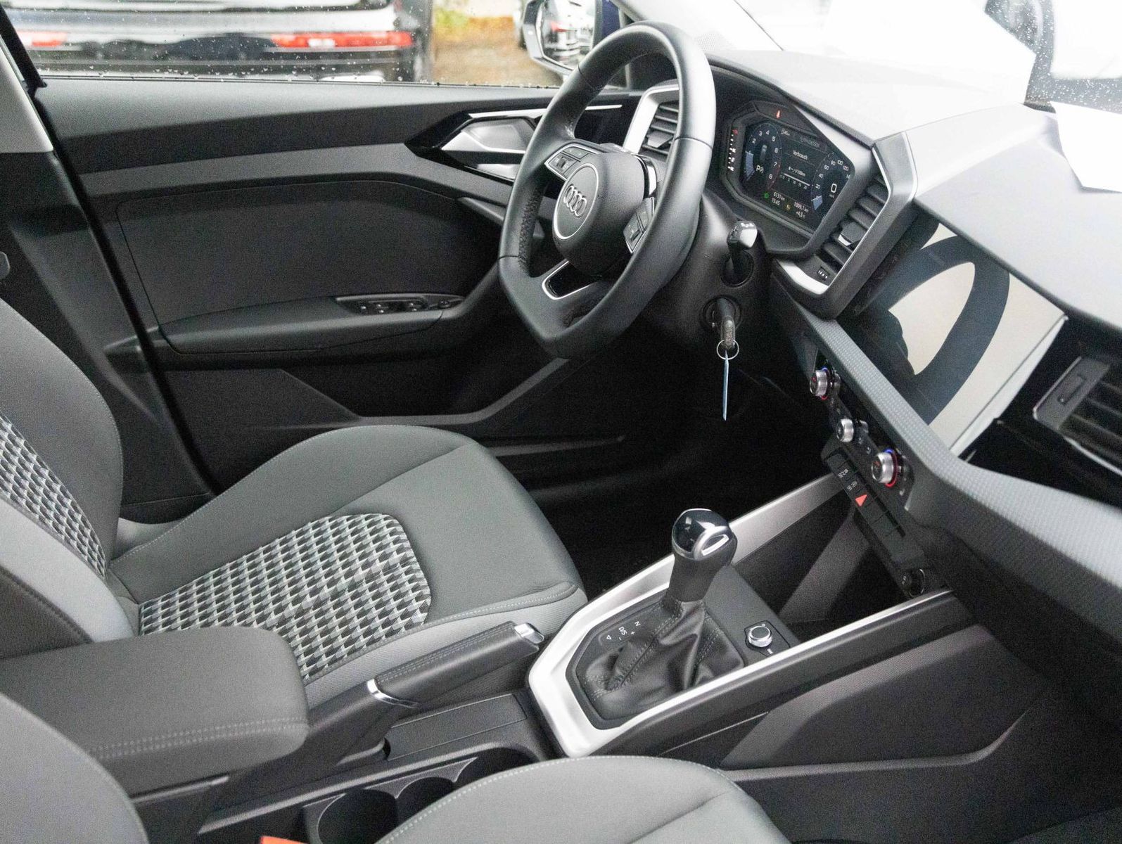 Audi A1 allstreet 30TFSI Stronic Sitzhzg GRA EPH DAB