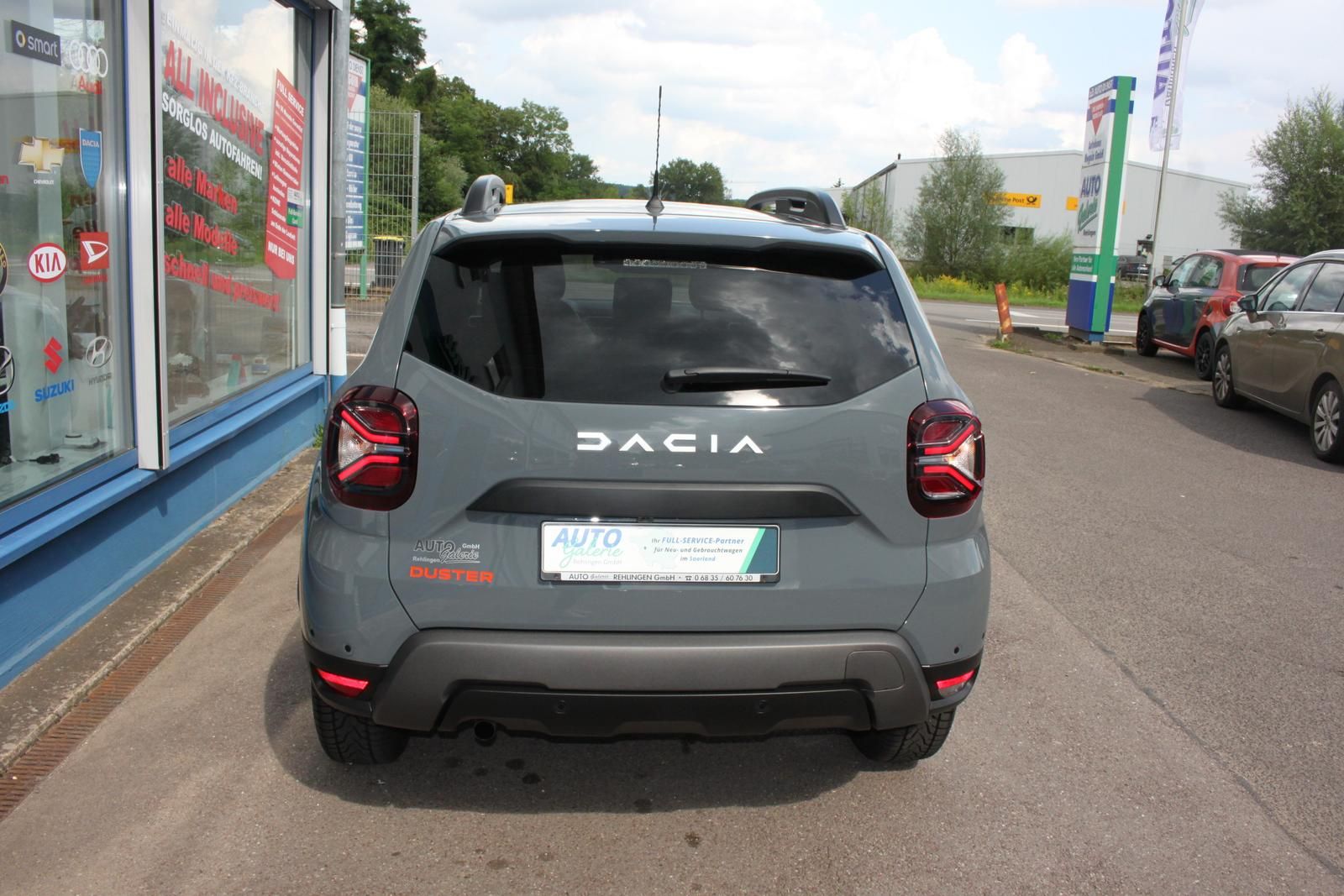 Dacia Duster TCe 150 - Samsaru's Car Outlet