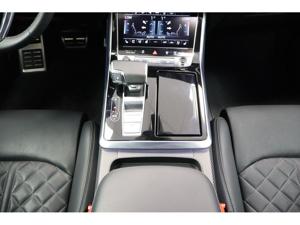 Audi Q7 50 TDI quattro S line Matrix,AHK,SD,B&O