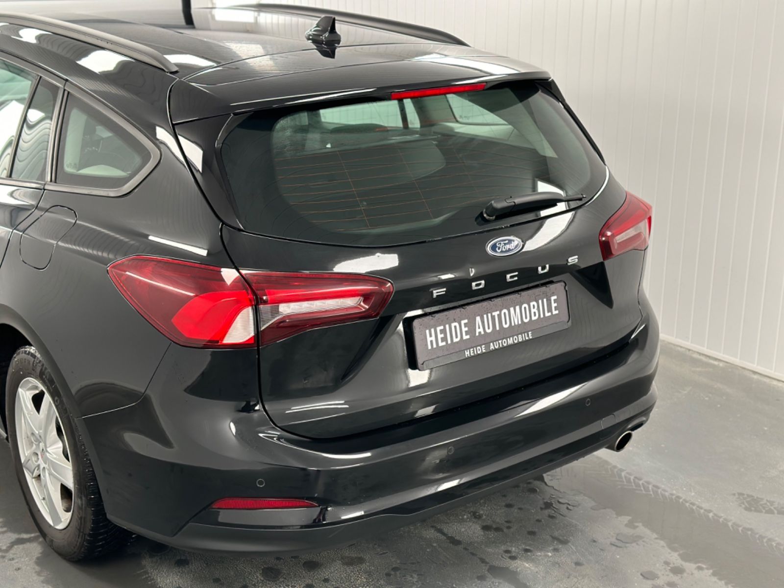 Ford Focus Turnier - Samsaru's Car Outlet