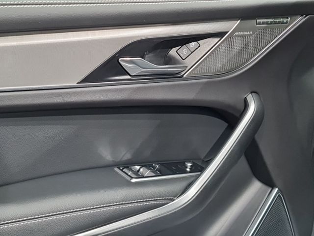 Jaguar F-PACE D300 R-Dynamic SE AWD