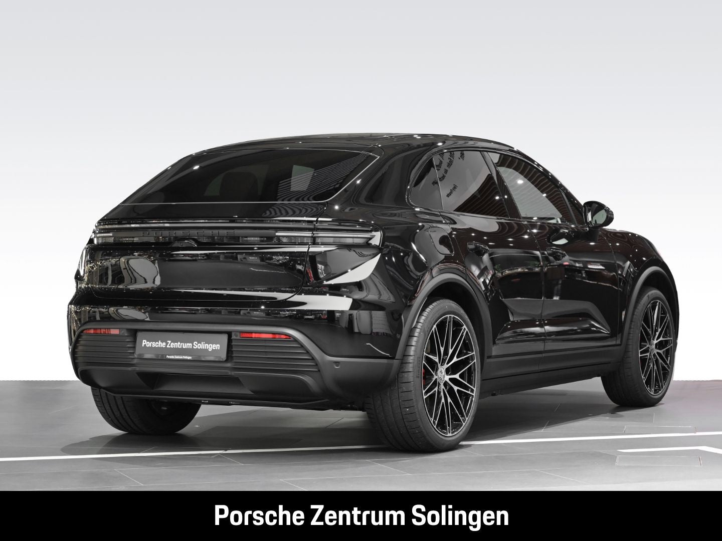 Porsche Macan 4S Matrix Panoramadach Hinterachslenkung 2