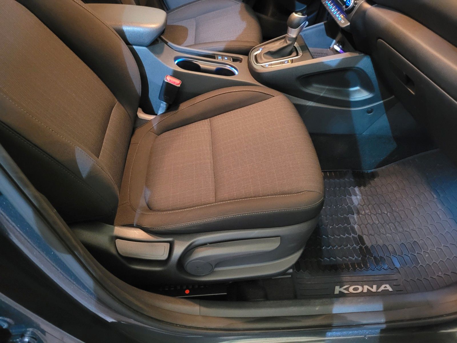 Hyundai Kona Prime Hybrid 2WD - Samsaru's Car Outlet