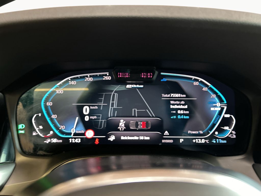 BMW 330e M Sport - Samsaru's Car Outlet