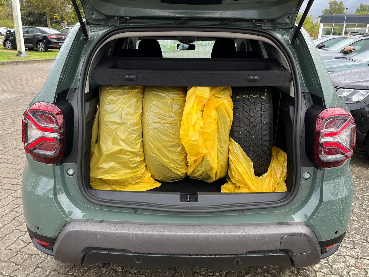 Dacia Duster TCe100 Journey - Samsaru's Car Outlet