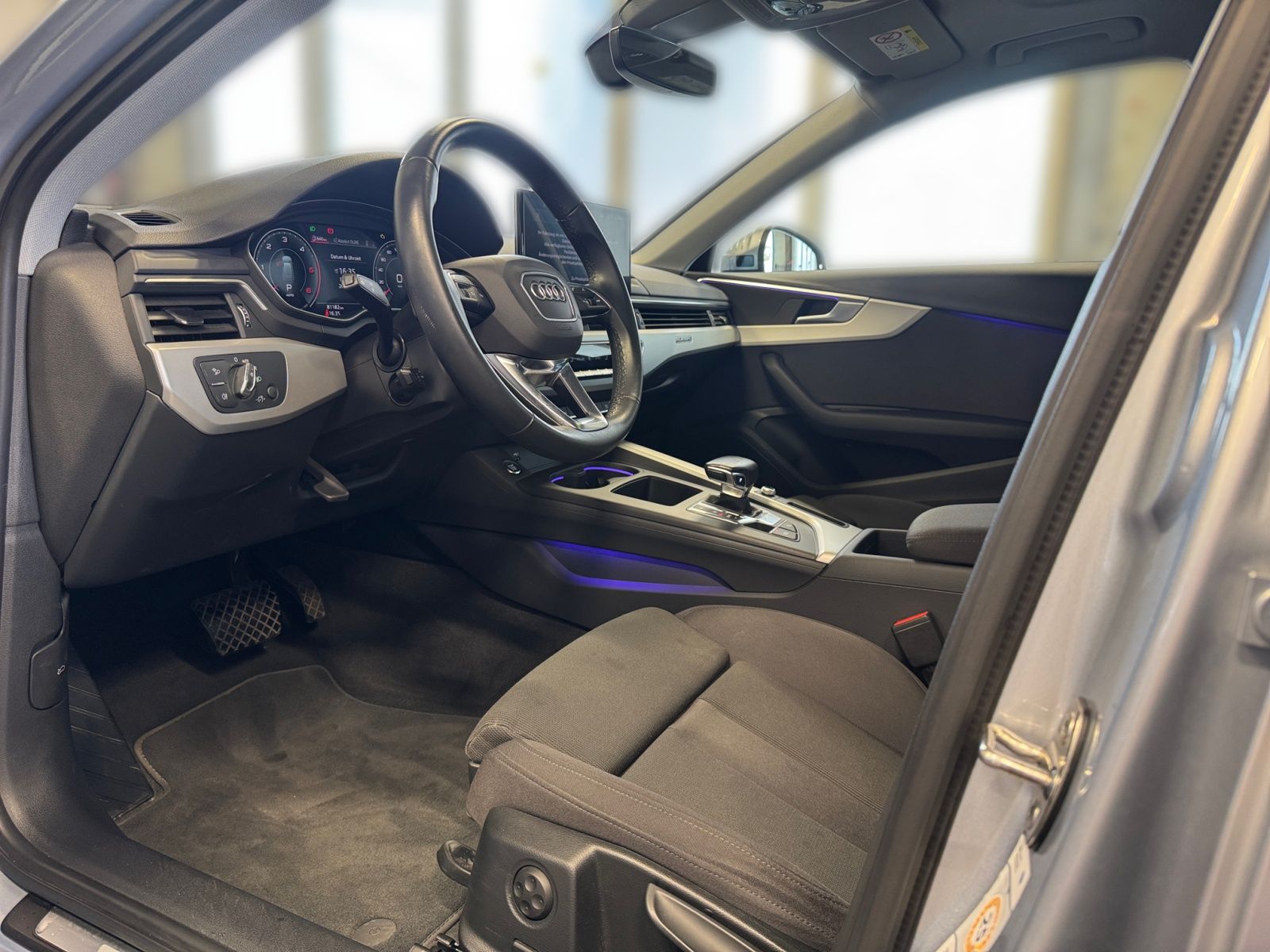 Audi A4 Avant advanced 50 TDI quattro - Samsaru's Car Outlet