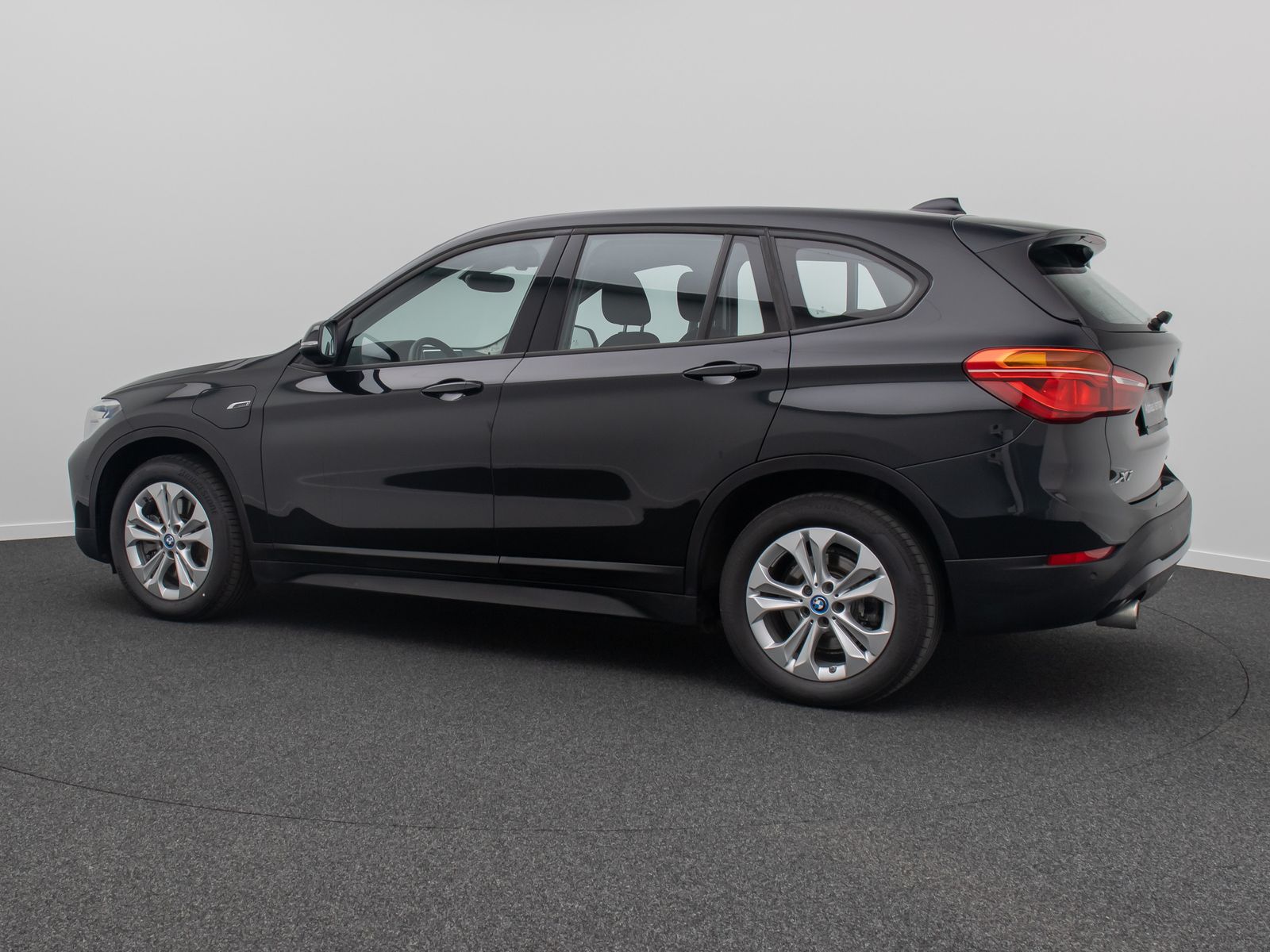 BMW X1 xD25e - Samsaru's Car Outlet