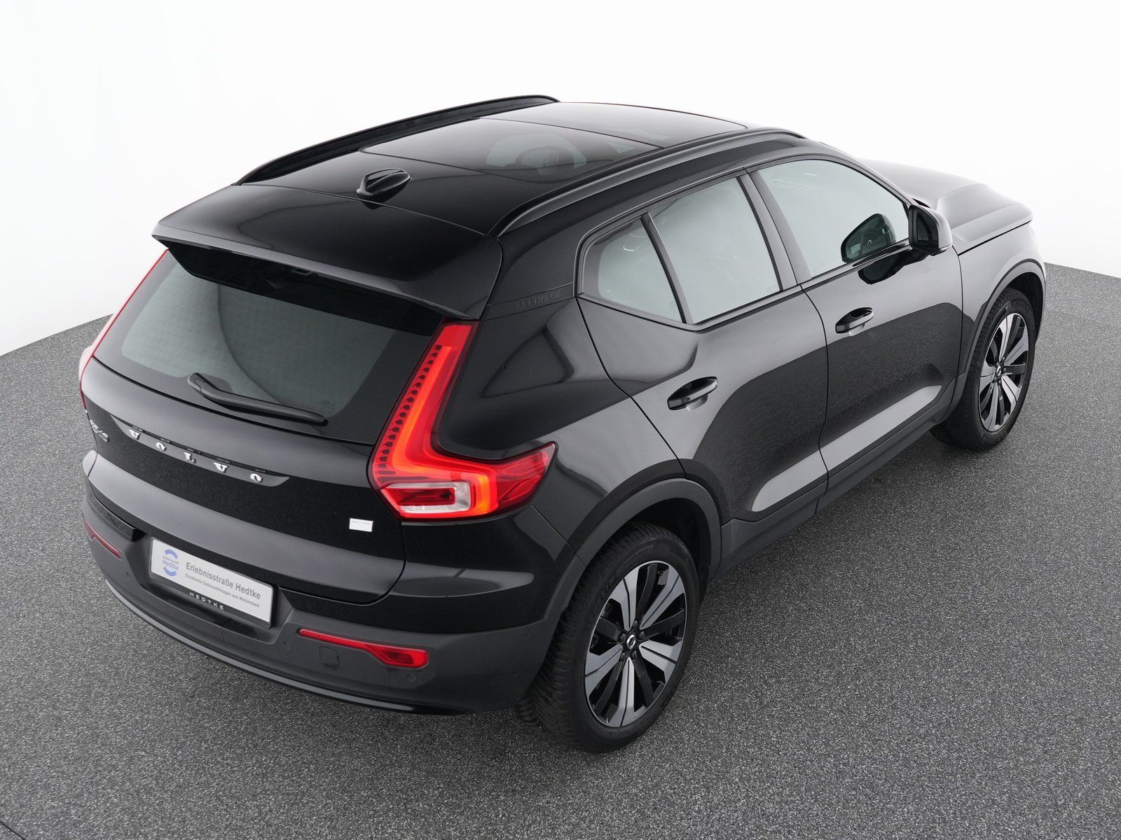 Volvo XC40 Recharge Ultimate - Samsaru's Car Outlet