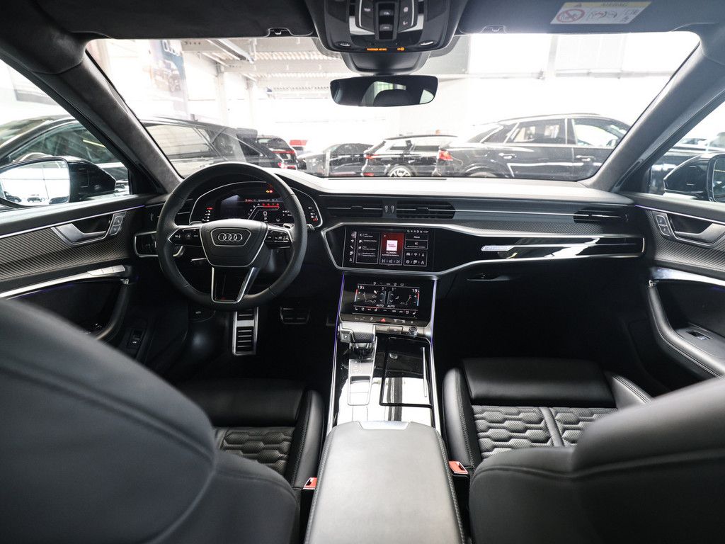 Audi RS 6 Avant 4.0 TFSI quattro Keramik 305 kmh AHK