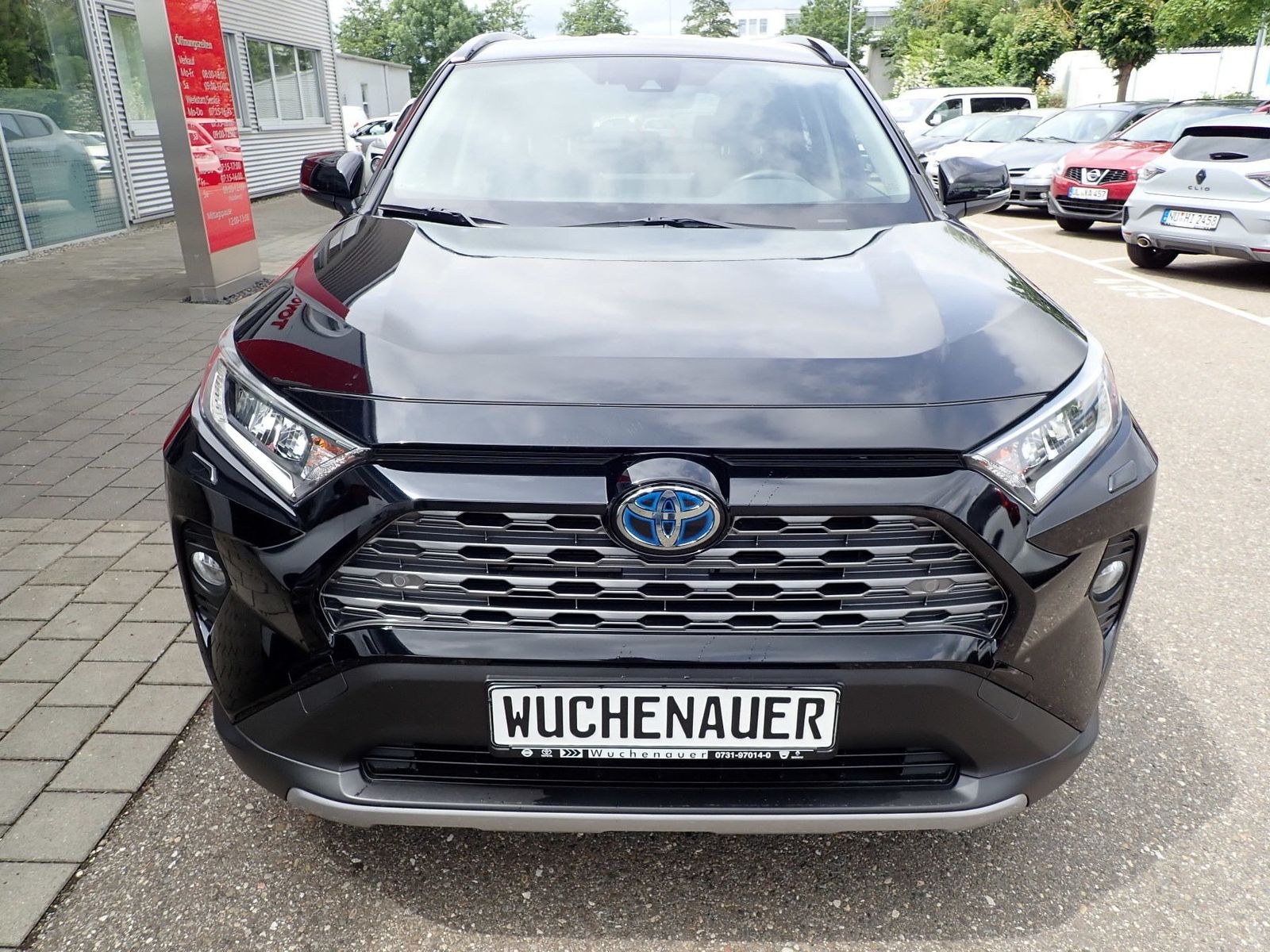 Toyota RAV 4 Hybrid - Samsaru's Car Outlet