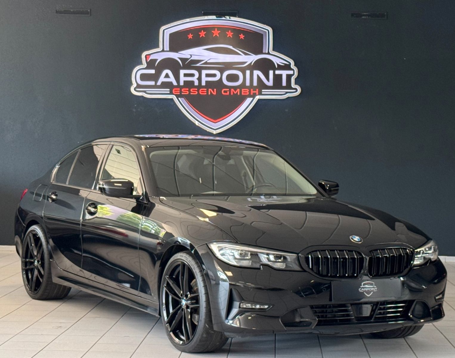 BMW 320i M Sport - Samsaru's Car Outlet