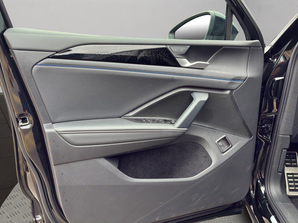 Volkswagen Tiguan 1.5 TSI eHybrid DSG R-Line Matrix Navi AH