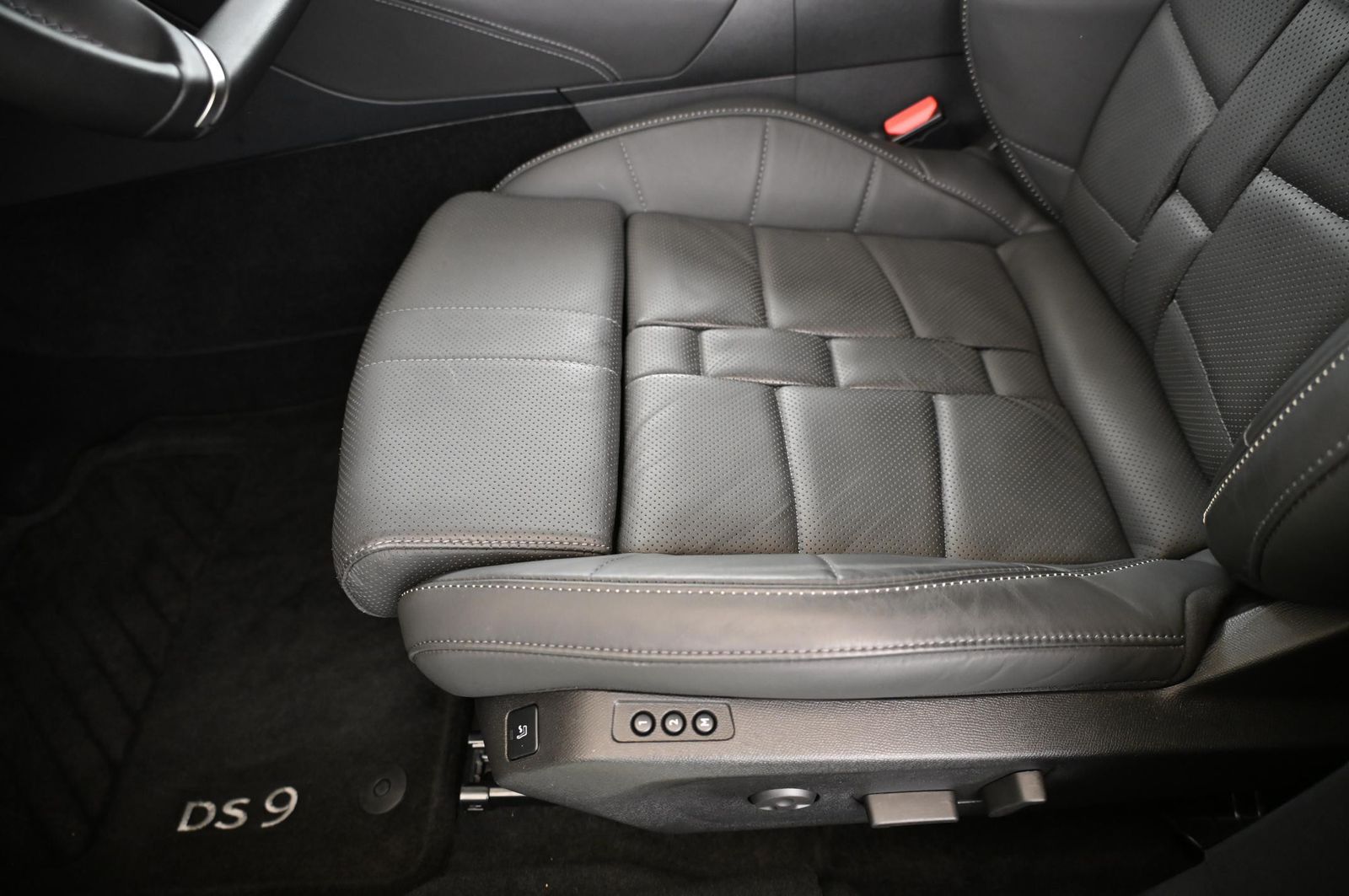 DS Automobiles DS9 1.6 E-Tense 250 OPERA UVP 74.000 EUR
