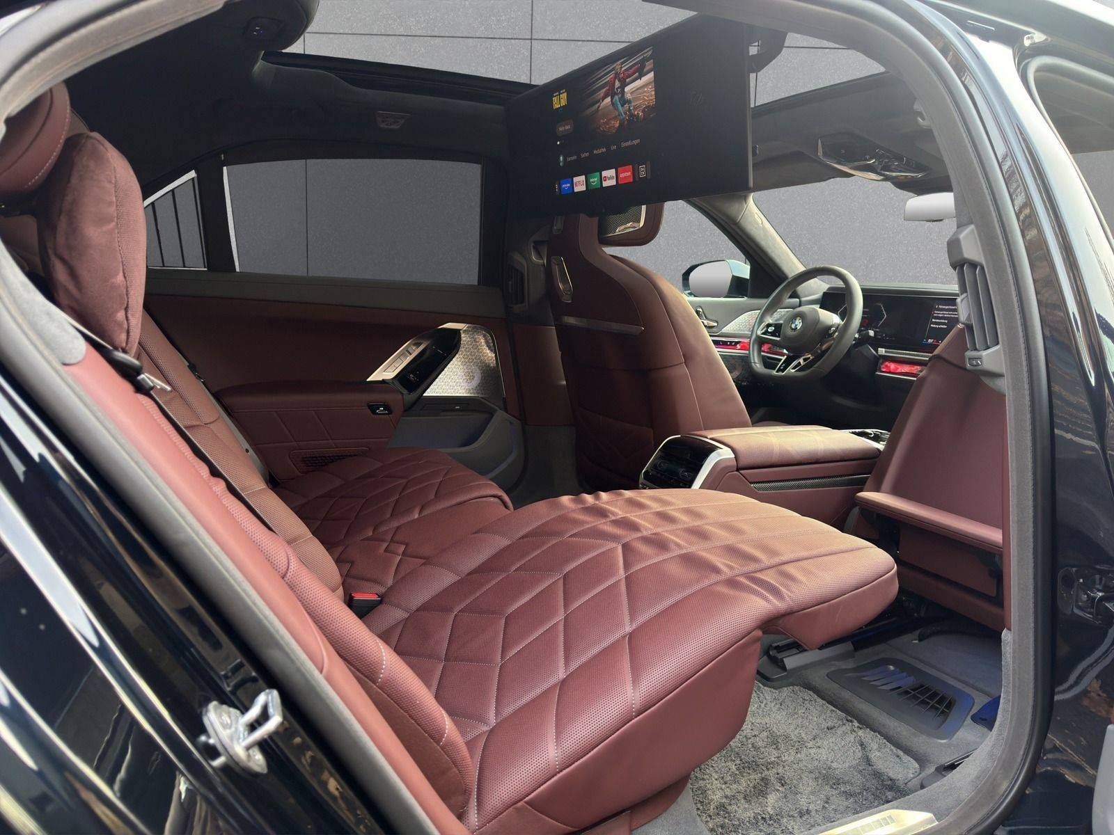BMW 740 d xDrive M Sport Pro NP172K INDIV Theater TV
