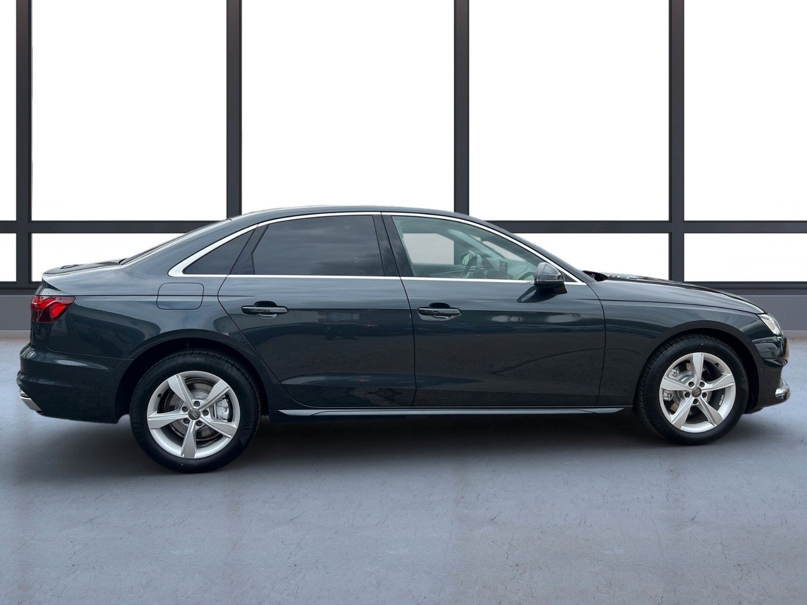 Audi A4 35 - Samsaru's Car Outlet