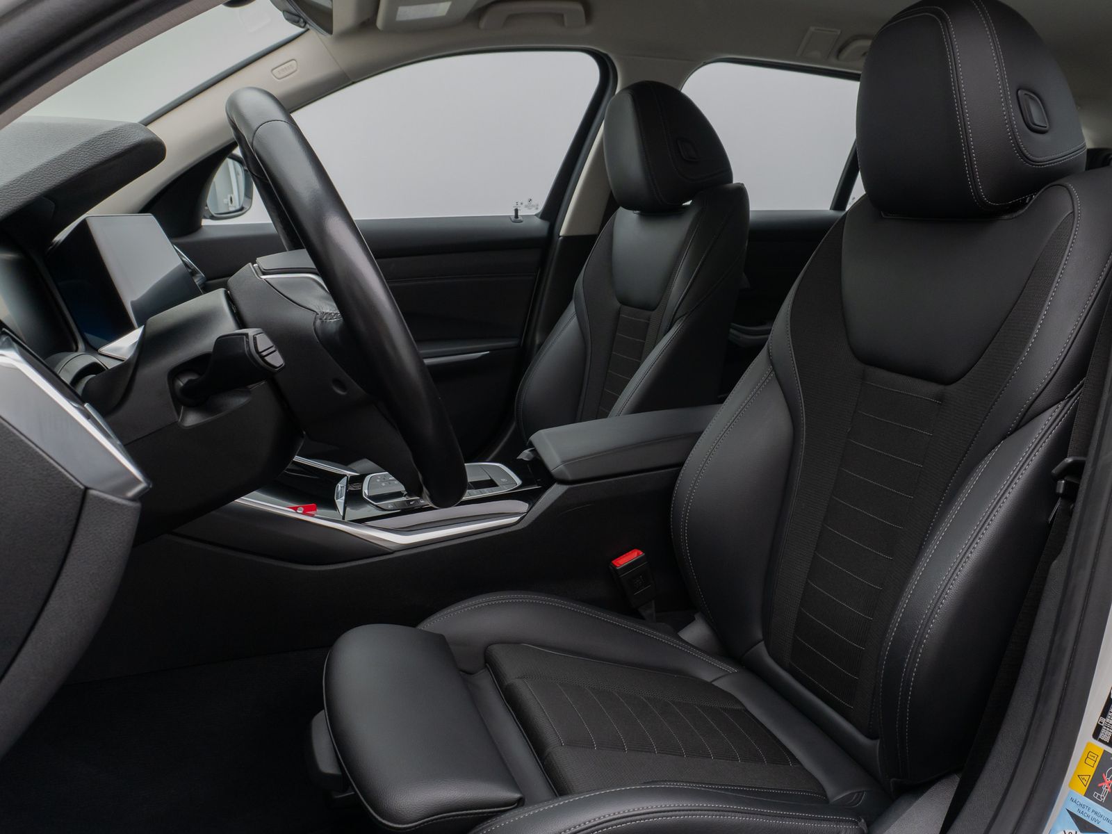 BMW 330e xD Sport Line - Samsaru's Car Outlet