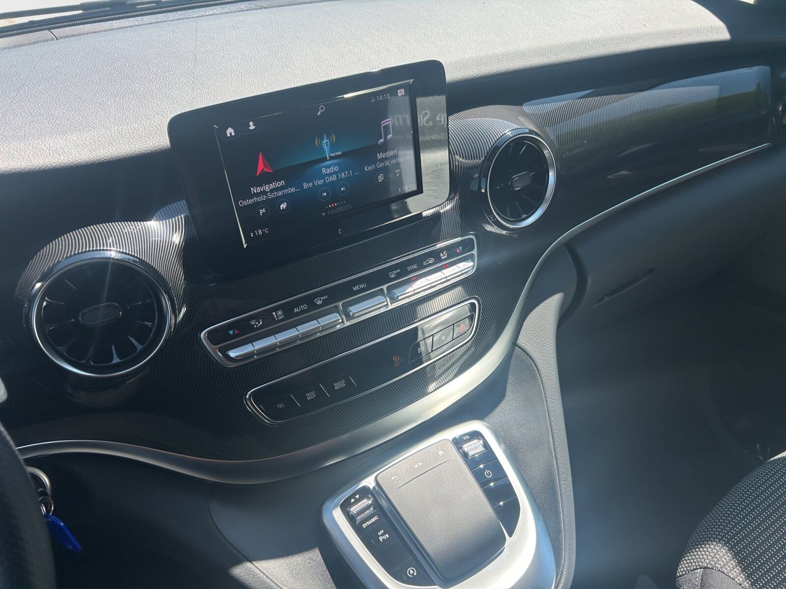 Mercedes-Benz V 220 d EDITION LANG - Samsaru's Car Outlet