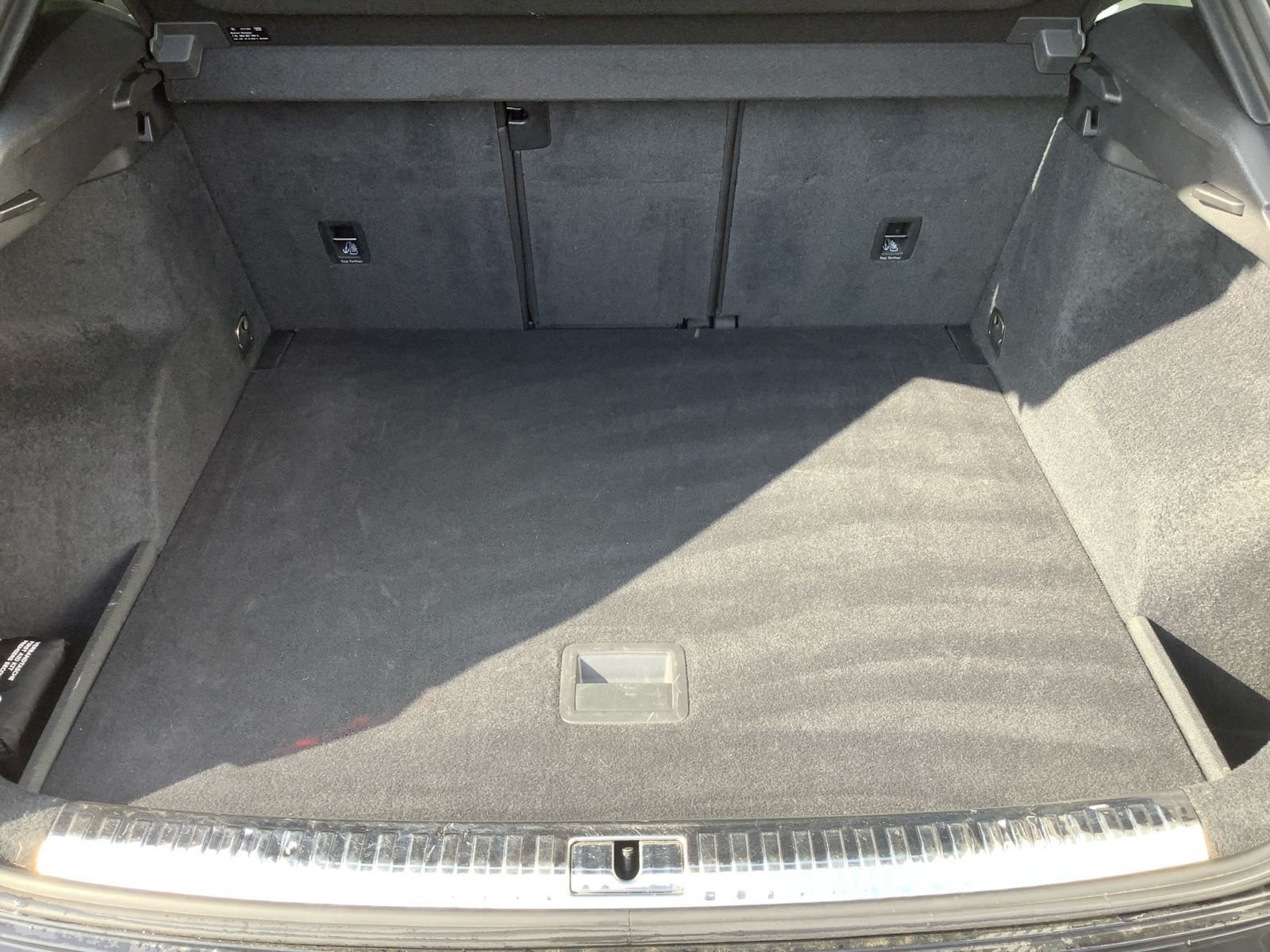Audi Q3 advanced 45 TFSI quat. - Samsaru's Car Outlet