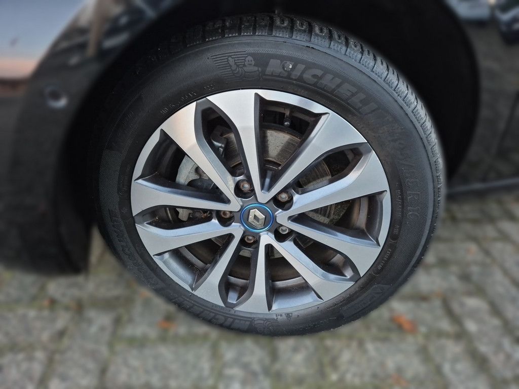 Renault ZOE Z.E. 50 INTENS - Samsaru's Car Outlet