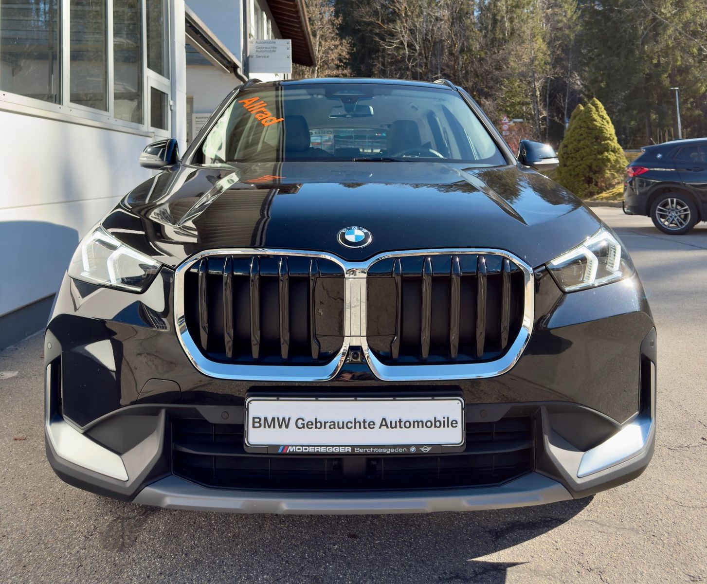 BMW X1 xDrive23i - Samsaru's Car Outlet