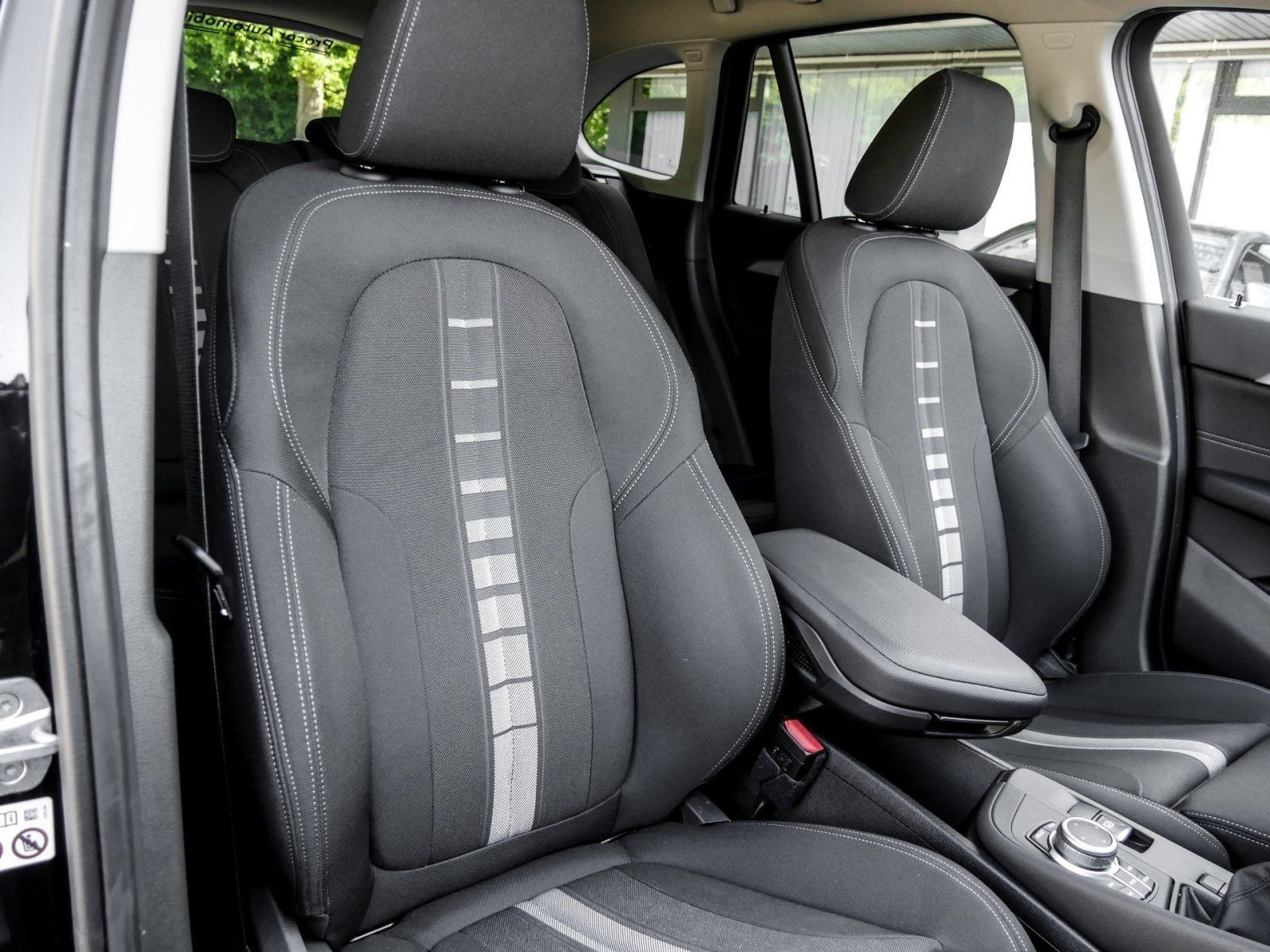 BMW X1 xDrive25e ADVANTAGE - Samsaru's Car Outlet