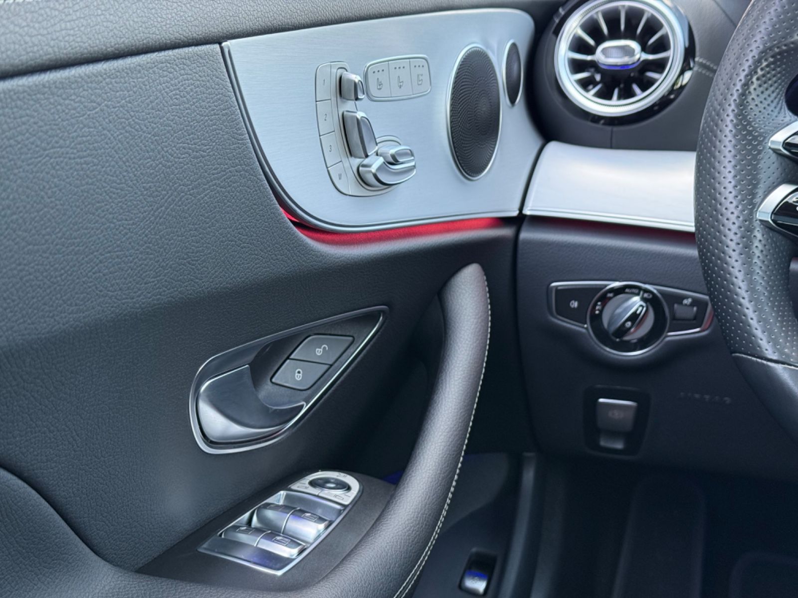 Mercedes-Benz E 300d Coupe 4Matic AMG - Samsaru's Car Outlet