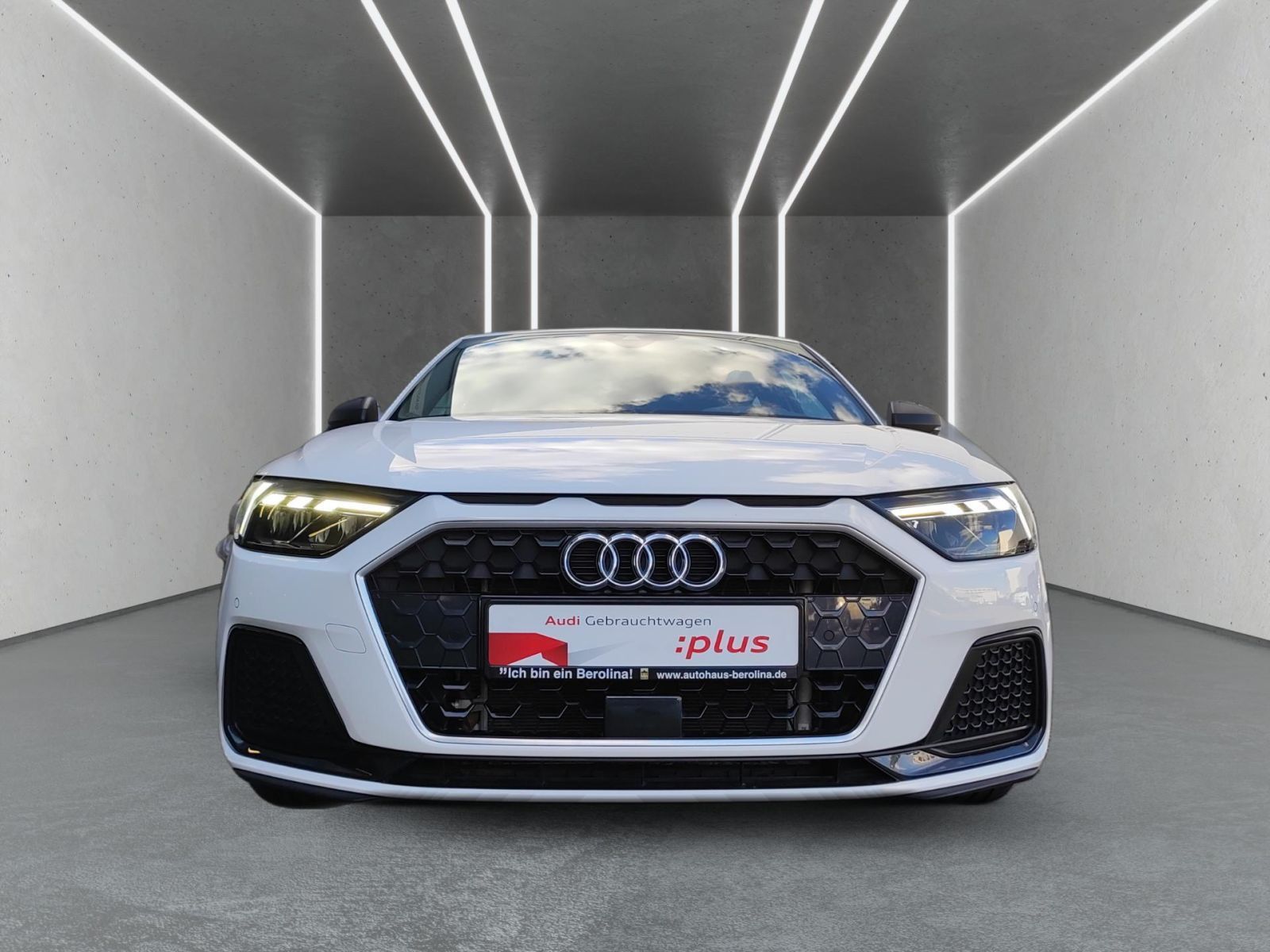 Audi A1 Sportback 25 TFSI S line - Samsaru's Car Outlet