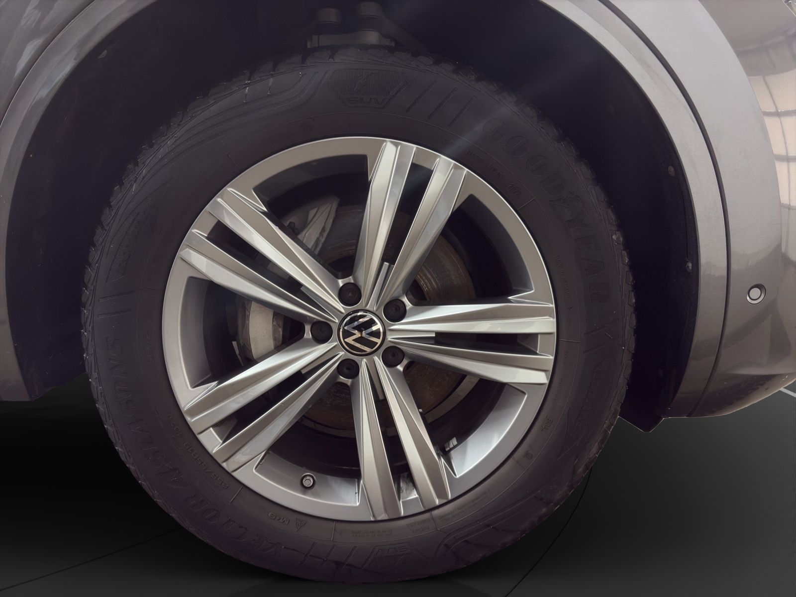 Volkswagen Touareg 3.0 TDI 4M Elegance AHK LED LM 19" Navi