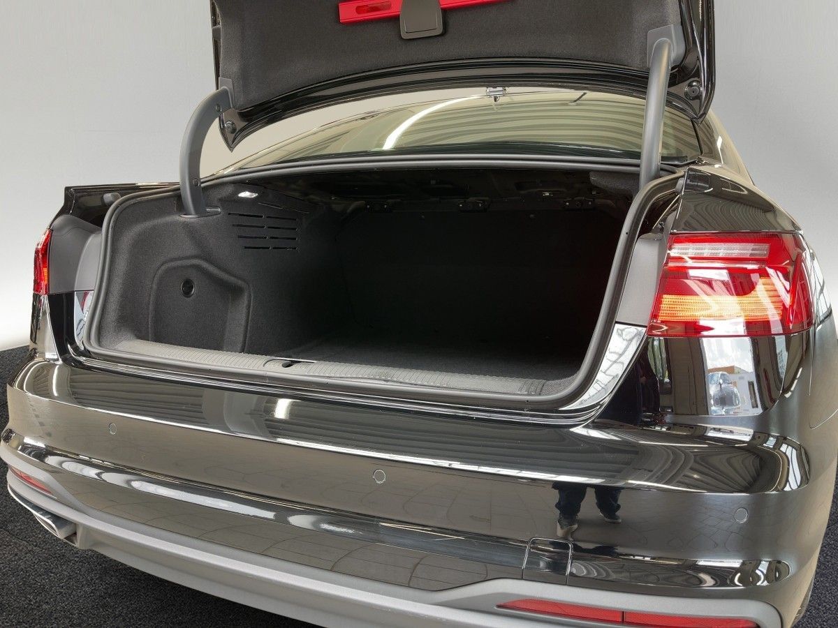 Audi A4 Limousine 35 TDI - Samsaru's Car Outlet