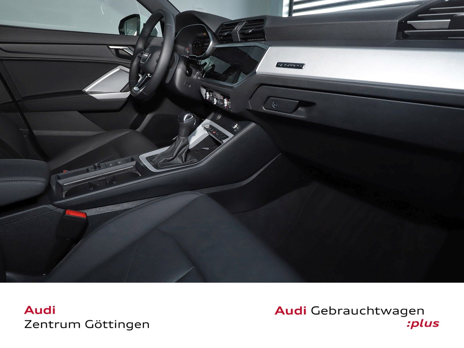 Audi Q3 quattro 40 TFSI S tronic - Samsaru's Car Outlet