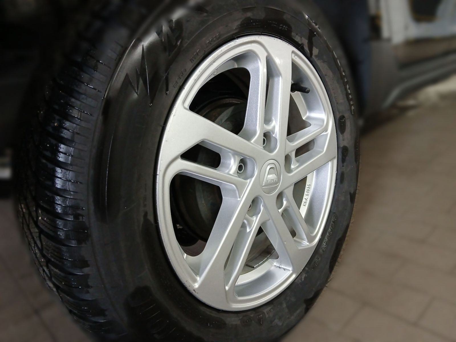 Dacia DUSTER Prestige TCe 100 ECO-G 2WD" → "Dacia DUSTER Prestige 2WD - Samsaru's Car Outlet