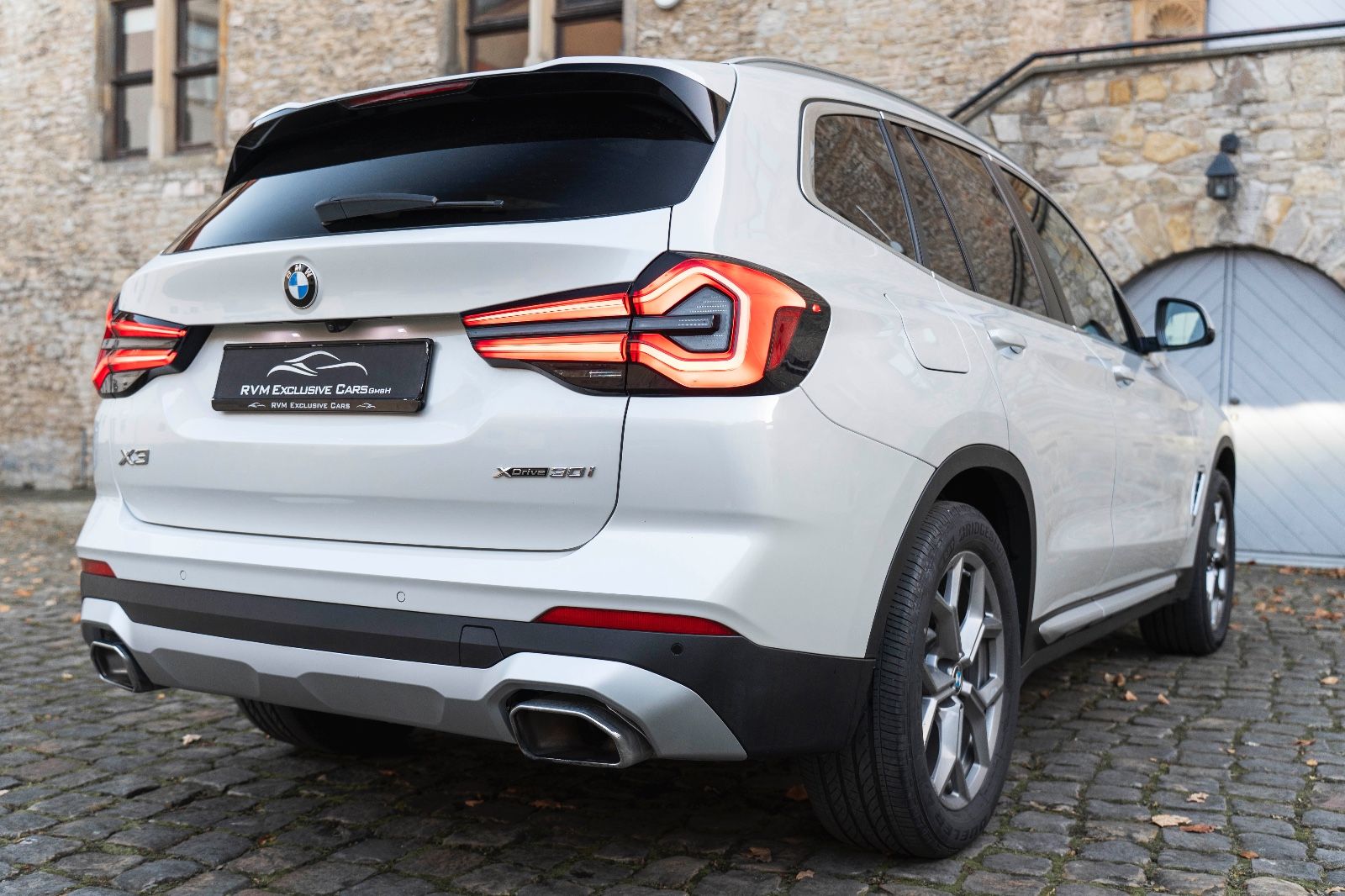 BMW X3 xDrive30i HUD LED HIFI KAM NAV PANO SITZH