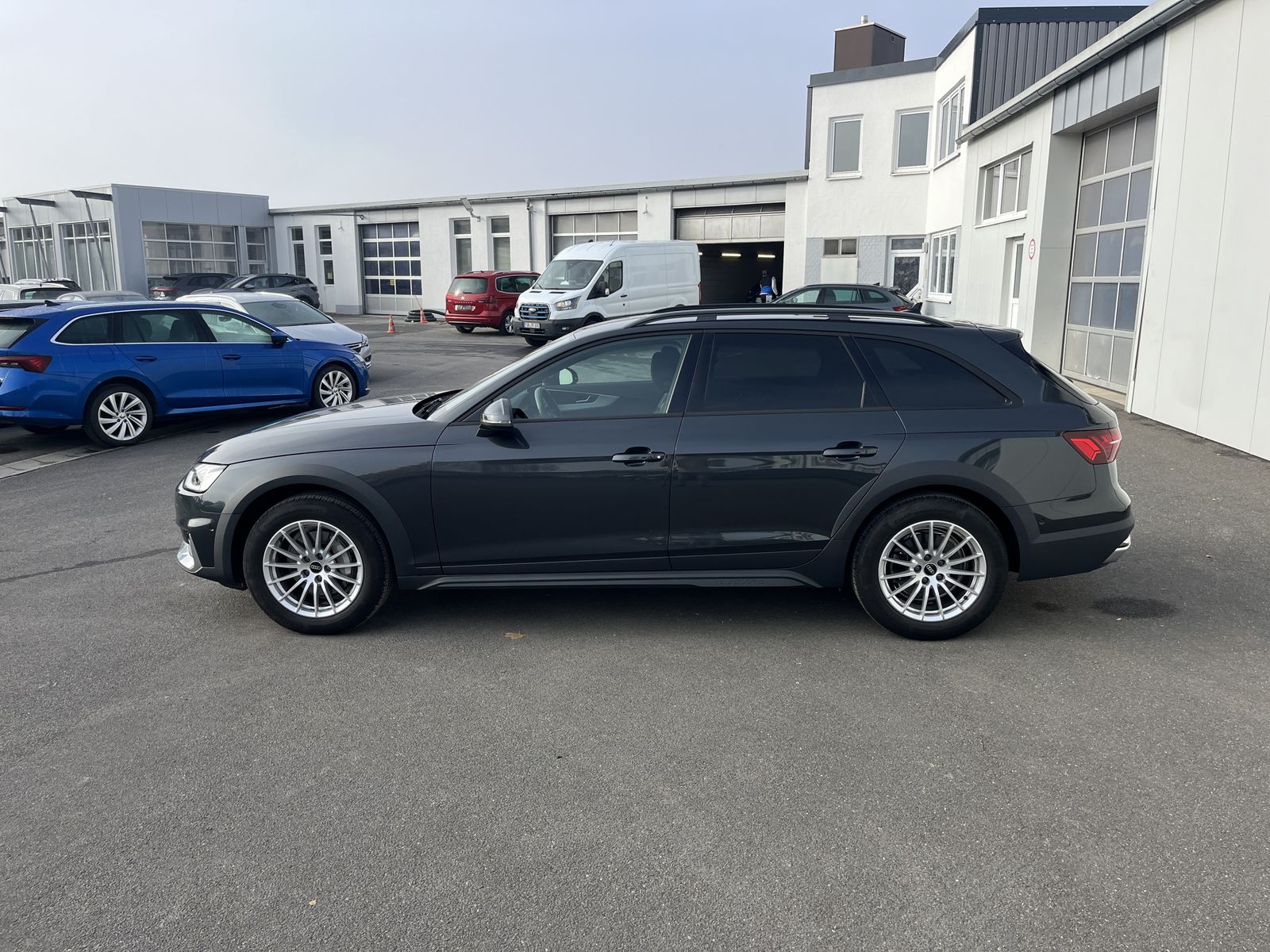 Audi A4 Allroad 40 2.0 TDI quattro S tronic 232€ m. 2