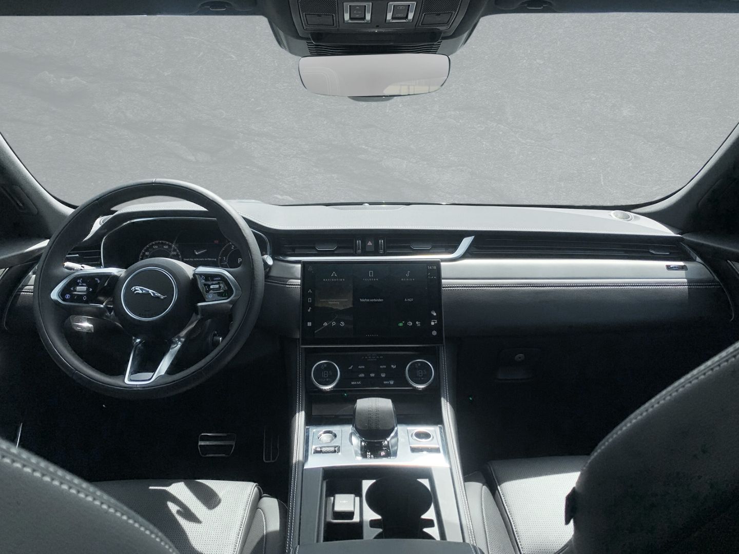 Jaguar F-Pace D300 R-Dynamic SE AHK HUD Pano 3DCam Wint