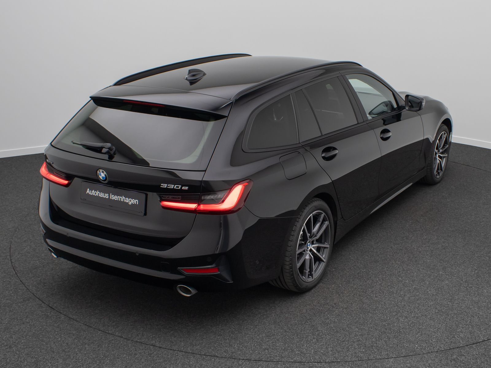 BMW 330e xD - Samsaru's Car Outlet