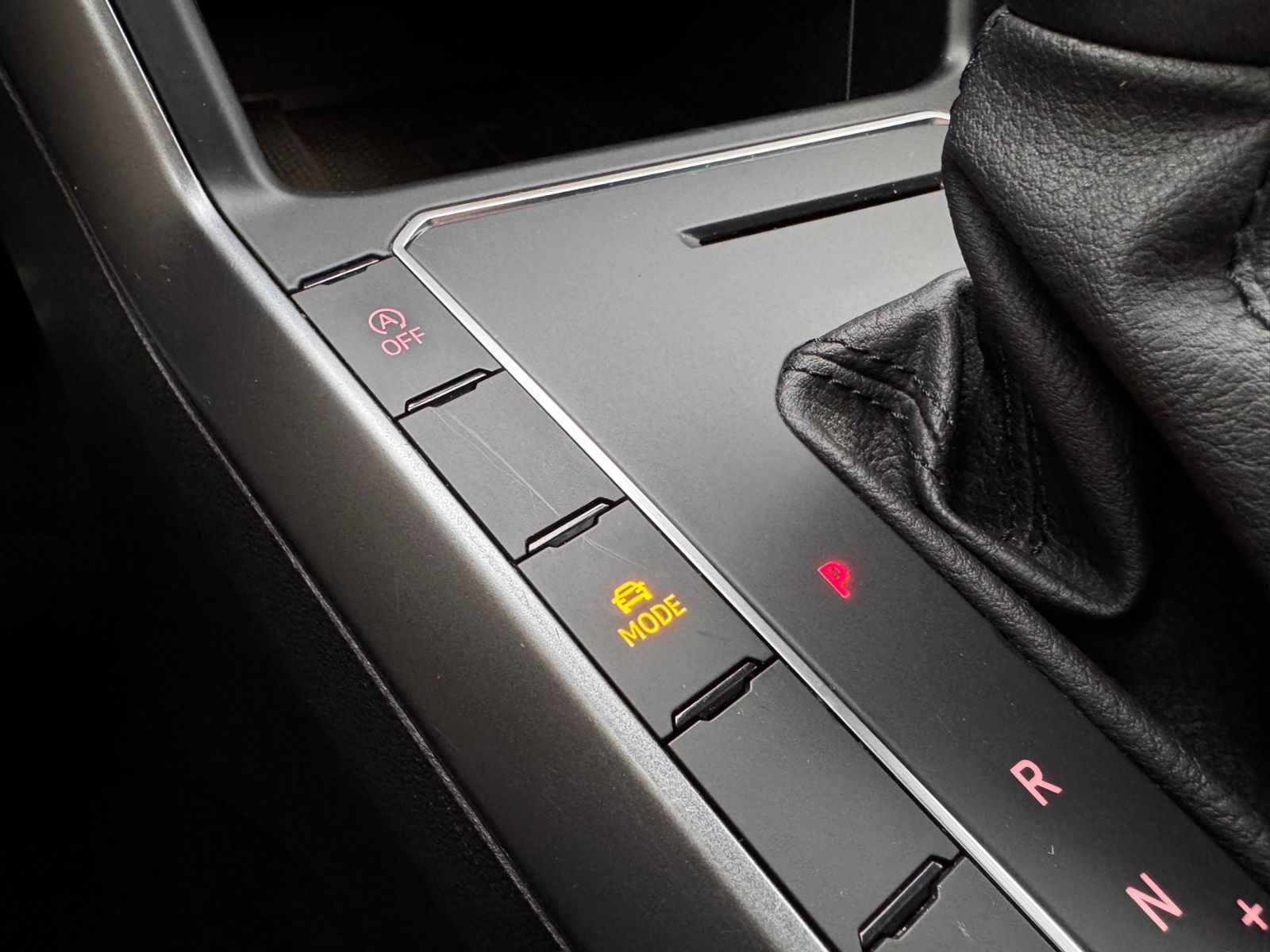 Volkswagen Polo Active DSG - Samsaru's Car Outlet